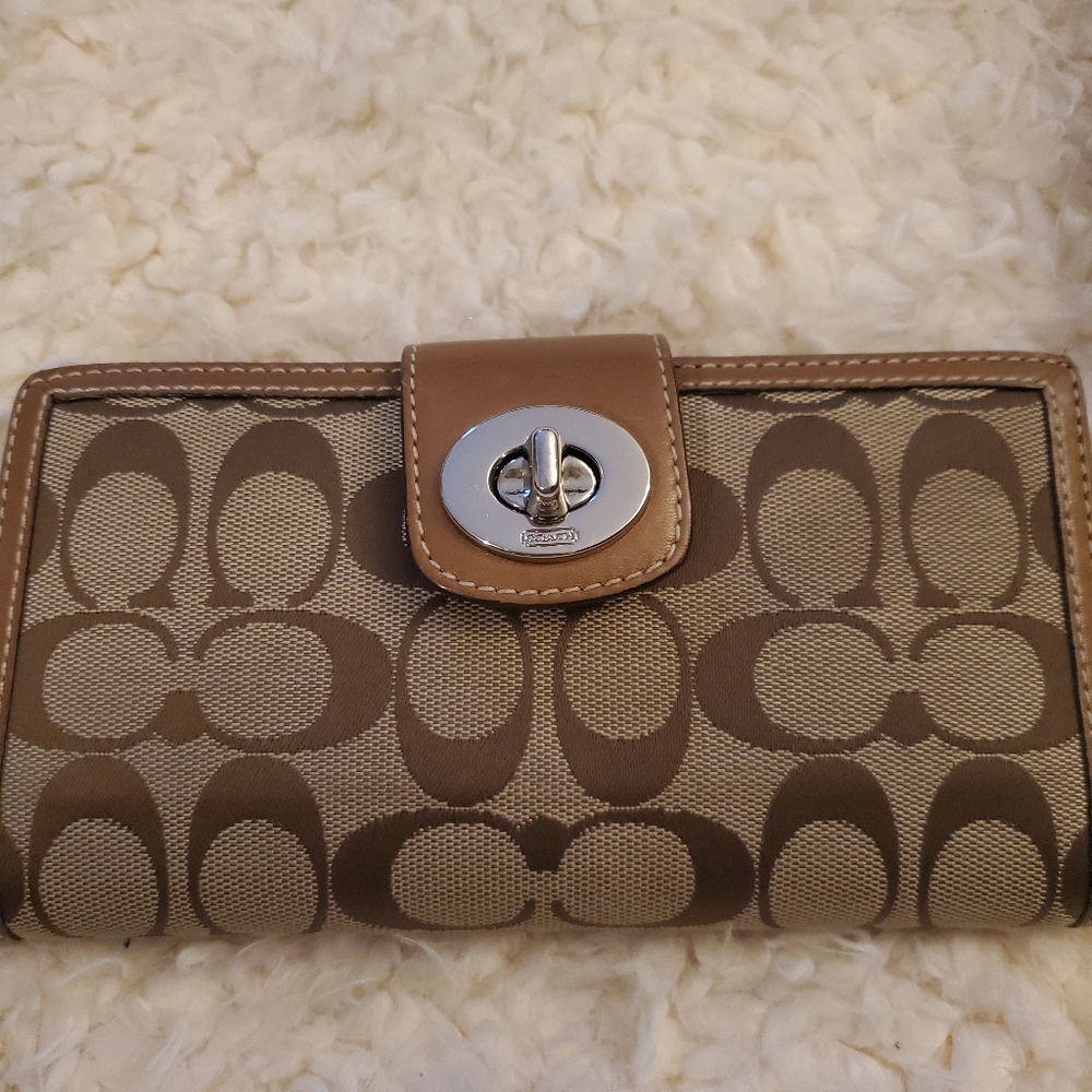 Coach wallet & checkbook case